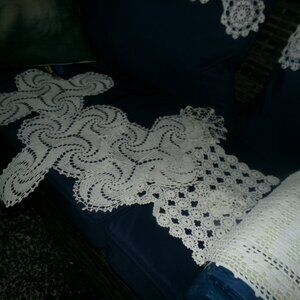 vintage 11 hand crochet dollies